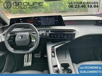 Photo 7 Peugeot 3008  1.2 Hybrid 136ch GT e-DCS6
