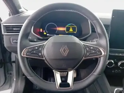 Photo 14 Renault Clio  1.6 E-Tech 145ch full hybrid esprit Alpine - 24