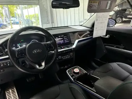 Photo 12 Kia Niro  1.6 GDi 105ch ISG + électrique 43.5ch Premium DCT6