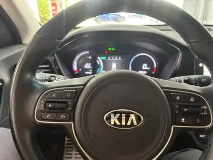 Photo 14 Kia Niro  1.6 GDi 105ch ISG + électrique 43.5ch Premium DCT6