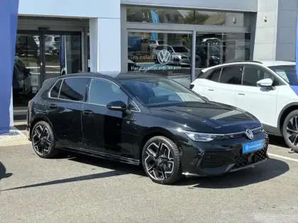 Photo 16 Volkswagen Golf  1.5 eTSI EVO2 116ch R-Line Edition DSG7