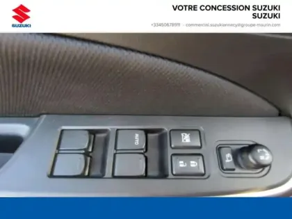 Photo 10 Suzuki Swift  1.2 Dualjet Hybrid 83ch Pack