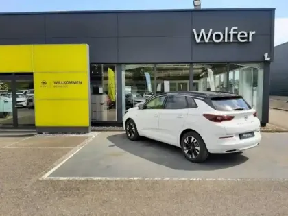 Photo 6 Opel Grandland  1.6 Turbo 225ch Hybride Elegance Business MY23