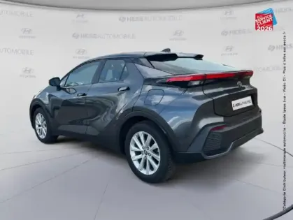 Photo 7 Toyota C-HR  1.8 Hybride 140ch Dynamic NG23