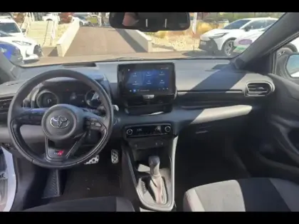 Photo 10 Toyota Yaris  116h GR Sport 5p MY22