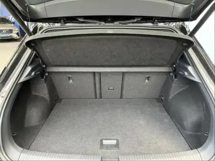 Photo 20 Volkswagen T-roc  1.5 TSI EVO 150ch R-Line DSG7