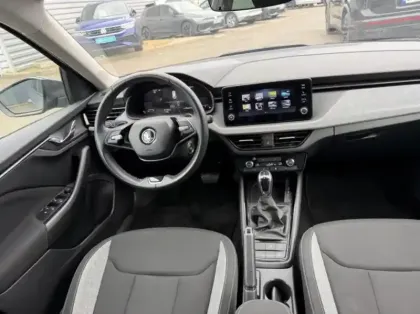 Photo 14 Skoda Kamiq  1.0 TSI Evo 2 116ch Selection DSG7