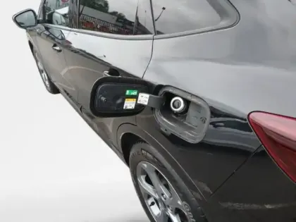 Photo 9 Ford Kuga  2.5 Duratec 180ch Hybrid FlexiFuel ST-Line X Powershift