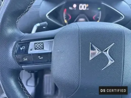 Photo 12 DS DS 3  Crossback BlueHDi 130ch Performance Line + Automatique 98g