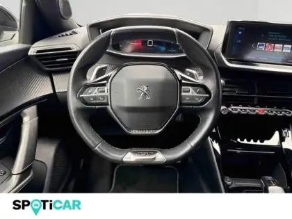 Photo 11 Peugeot 2008  1.2 PureTech 130ch S&S GT Line EAT8 7cv