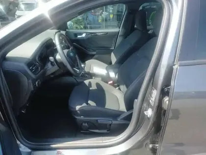 Photo 8 Ford Focus  1.5 EcoBoost 150ch ST-Line