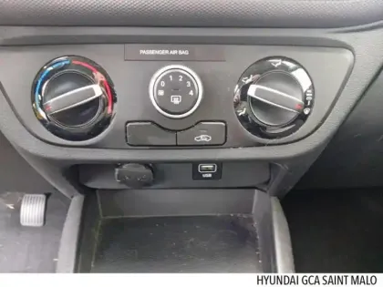 Photo 10 Hyundai I10  1.0 67ch ECO Initia