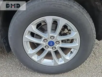 Photo 12 Ford Kuga  2.5 Duratec 190ch FHEV E85 Titanium BVA