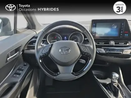 Photo 8 Toyota C-HR  122h Dynamic 2WD E-CVT