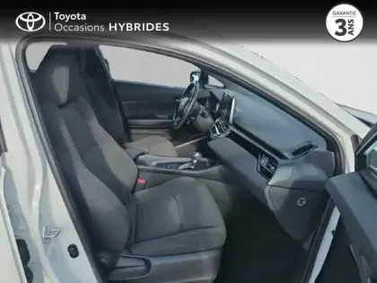 Photo 5 Toyota C-HR  122h Dynamic 2WD E-CVT