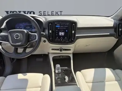 Photo 10 Volvo XC40  B3 163ch Ultra DCT 7