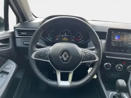 Photo 14 Renault Clio  1.6 E-Tech hybride 145ch Equilibre