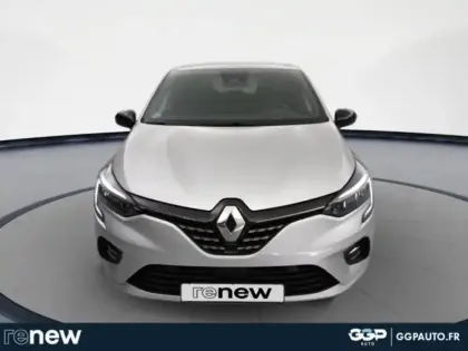 Photo 7 Renault Clio  1.6 E-Tech hybride 145ch Techno