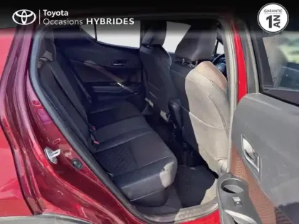 Photo 6 Toyota C-HR  122h Distinctive 2WD E-CVT RC18