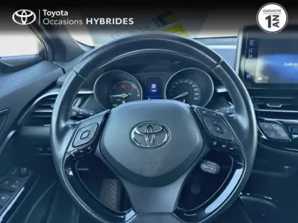 Photo 12 Toyota C-HR  122h Distinctive 2WD E-CVT RC18