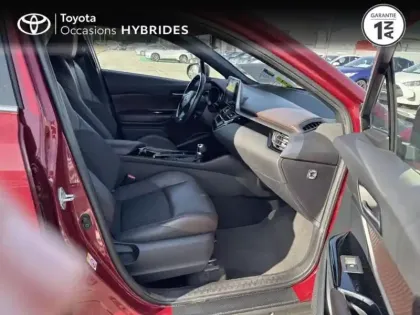 Photo 5 Toyota C-HR  122h Distinctive 2WD E-CVT RC18