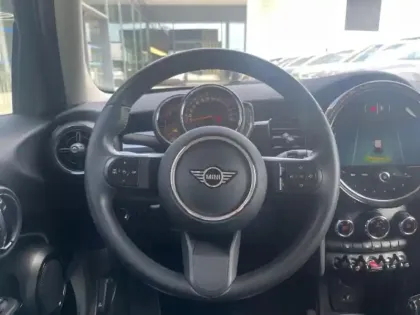 Photo 5 Mini Mini  5 Portes Cooper 136ch Edition Premium BVA7