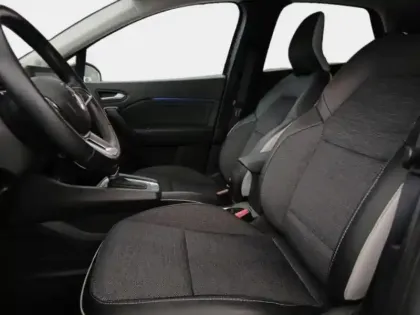 Photo 12 Renault Captur  1.6 E-Tech hybride 145ch Techno