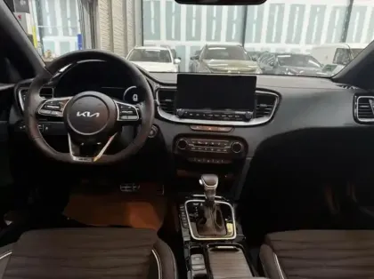 Photo 8 Kia Ceed  1.5 T-GDi 140ch GT-Line DCT7 MY25