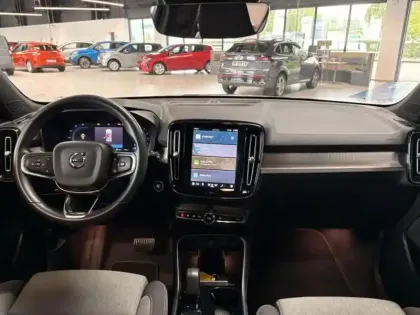 Photo 11 Volvo XC40  B3 163ch Plus DCT 7
