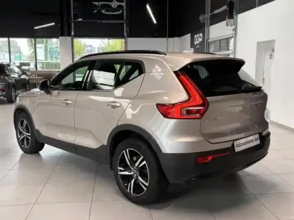 Photo 6 Volvo XC40  B3 163ch Plus DCT 7