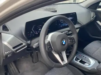 Photo 10 BMW Serie 1 Série 1 116A 122ch M Sport Design DKG7