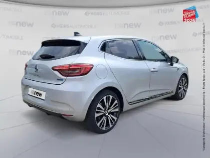 Photo 5 Renault Clio  1.6 E-Tech hybride 140ch Initiale Paris -21N