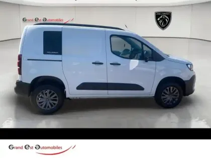 Photo 7 Peugeot Partner  M Diesel 130ch automatique Pro Skill 4x4