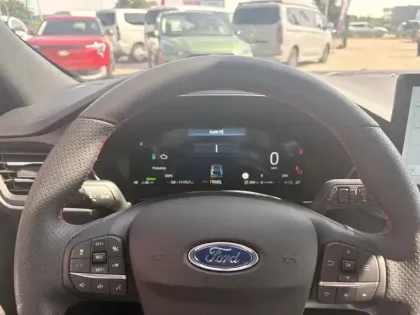 Photo 13 Ford Kuga  2.5 Duratec 180ch Hybrid FlexiFuel ST-Line X Powershift