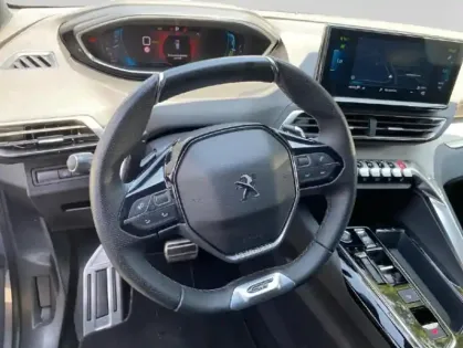 Photo 11 Peugeot 3008  HYBRID4 300ch GT Pack e-EAT8