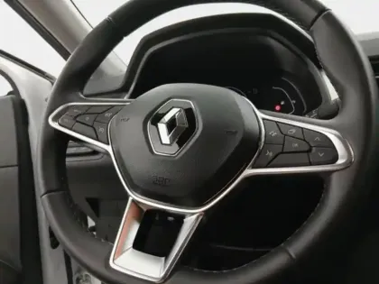 Photo 14 Renault Captur  1.6 E-Tech hybride 145ch Evolution