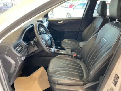 Photo 9 Ford Kuga 2.5 Duratec 190ch FHEV E85 Vignale BVA