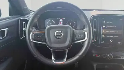 Photo 10 Volvo XC40  T2 129 ch