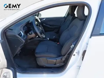 Photo 8 Renault Clio  E-Tech full hybrid 145