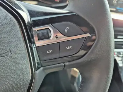 Photo 14 Peugeot 2008  PureTech 100 S&S BVM6
