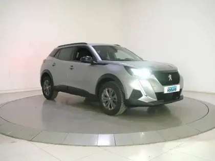 Photo 31 Peugeot 2008  PureTech 100 S&S BVM6