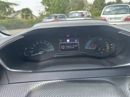 Photo 9 Peugeot 208  Electrique 50 kWh 136ch