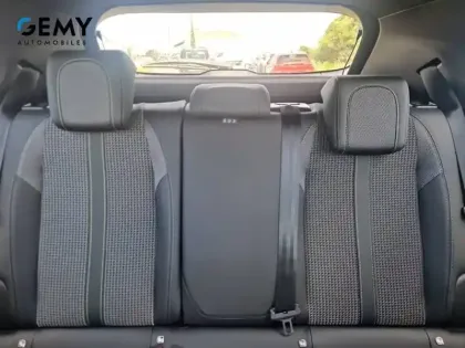 Photo 15 Peugeot 2008  PureTech 130 S&S BVM6