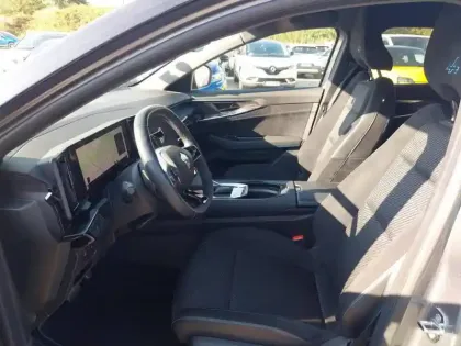 Photo 8 Renault Austral  E-Tech hybrid 200
