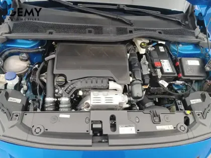 Photo 34 Peugeot 208  PureTech 130 S&S EAT8