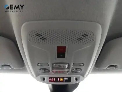 Photo 15 Peugeot 208  Electrique 50 kWh 136ch