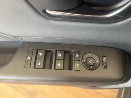 Photo 25 Hyundai Kona  Hybrid 141