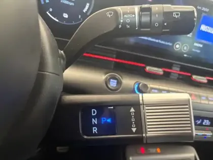 Photo 34 Hyundai Kona  Hybrid 141