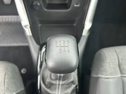 Photo 13 Citroën C3 Aircross  PureTech 110 S&S BVM6