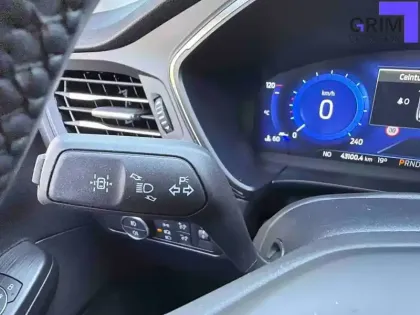 Photo 34 Ford Kuga  2.5 Duratec 190 ch FlexiFuel FHEV E85 Powershift